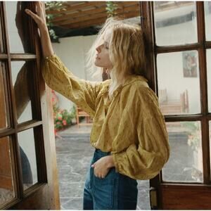 Doen Mustard Yellow Blouse